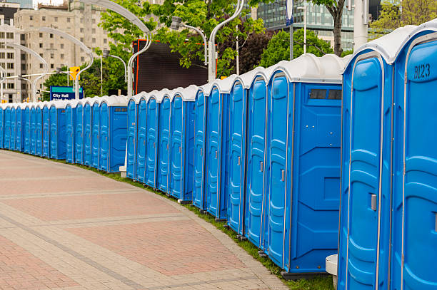 Portable Toilets for Disaster Relief Sites in Oswego, KS